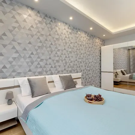 Porta Mare - With Sea View Balcony & Parking By Renters Dziwnówek